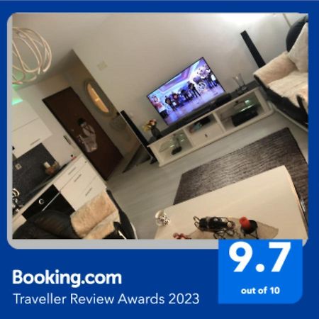 Lovely 2 Bedroom Condo In Gjilan. المظهر الخارجي الصورة
